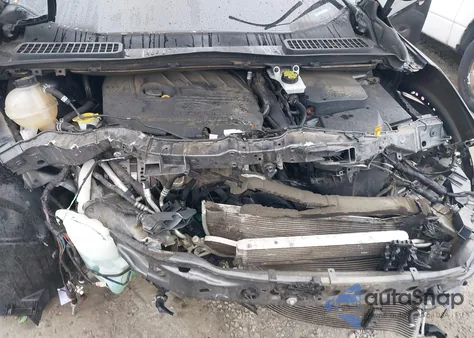 2017 Ford Escape Se z USA, uszkodzony, nr VIN 1FMCU0GDXHUE65024